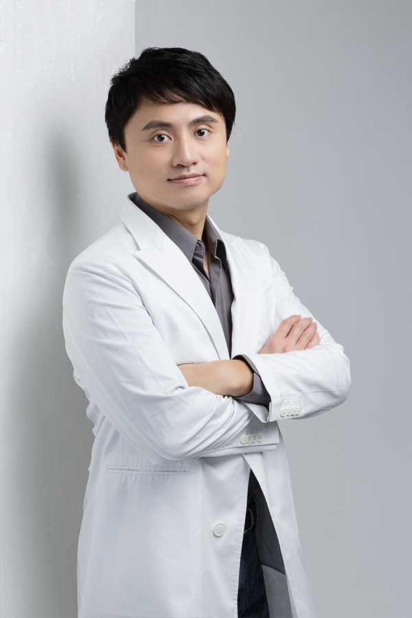 黃暉程 總院長#熟齡骨骼保養